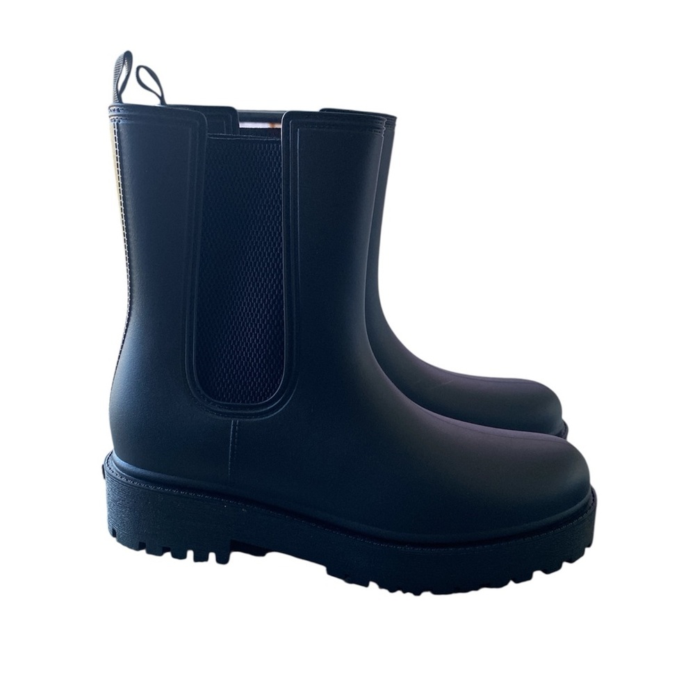 NWOT Black Rain Boots 8